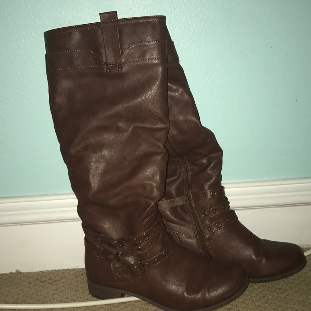Brown Boots!!